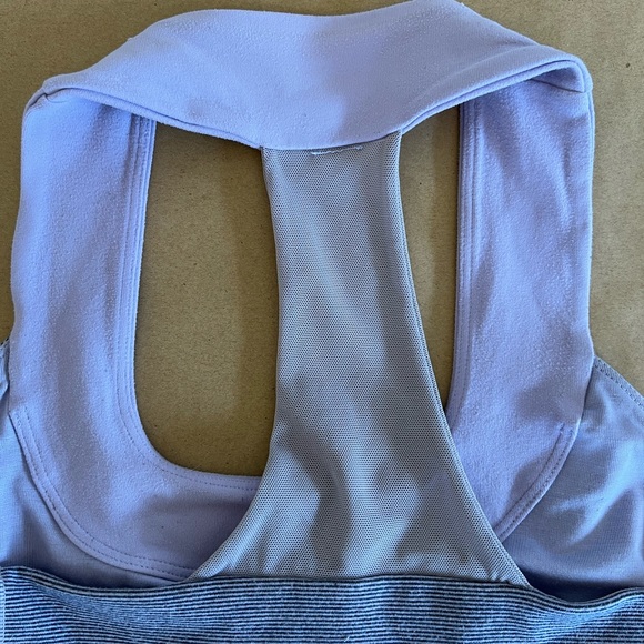 Lululemon Tank Top Built in Bra - Picture 4 of 10